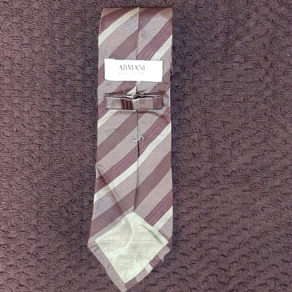 Tie - Picture 2 of 3